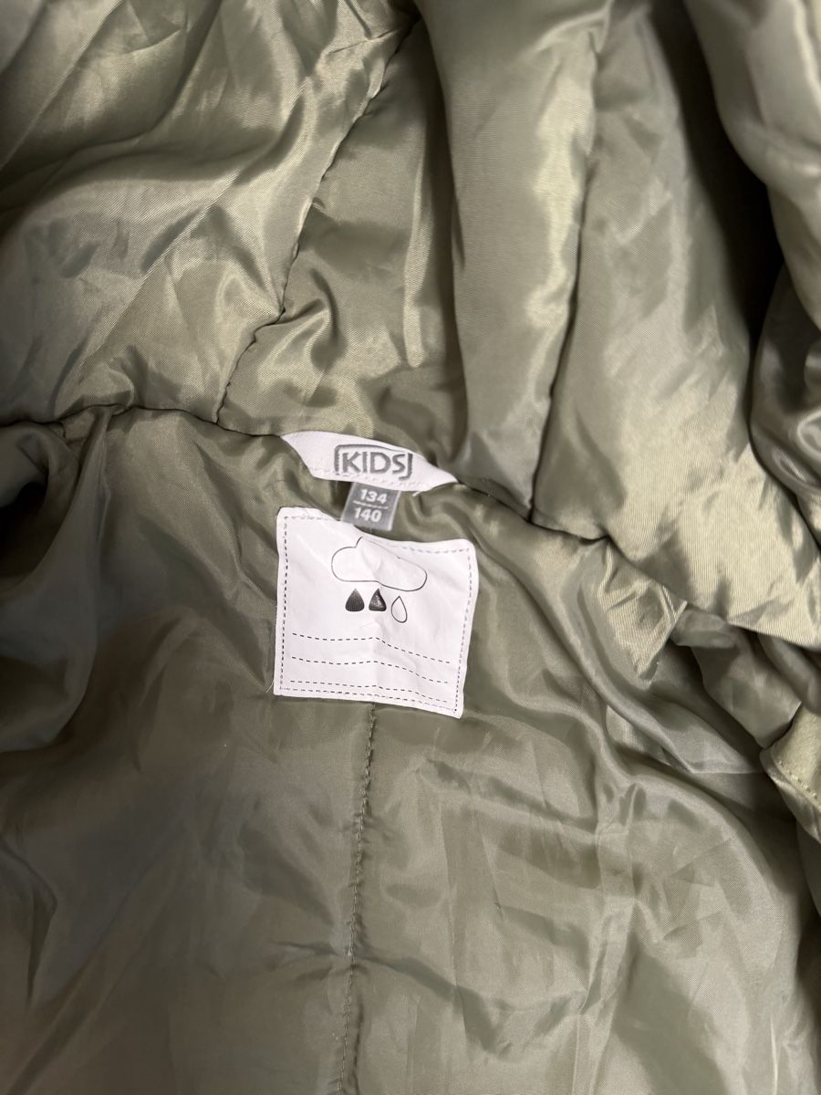 Lotti & Set di vestiti: 2 Kinderjacken und 2 Regenhosen Set – Usato da Liestal venduto da ichjel 3