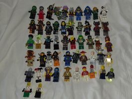 LEGO Paket mit 52 Minifiguren