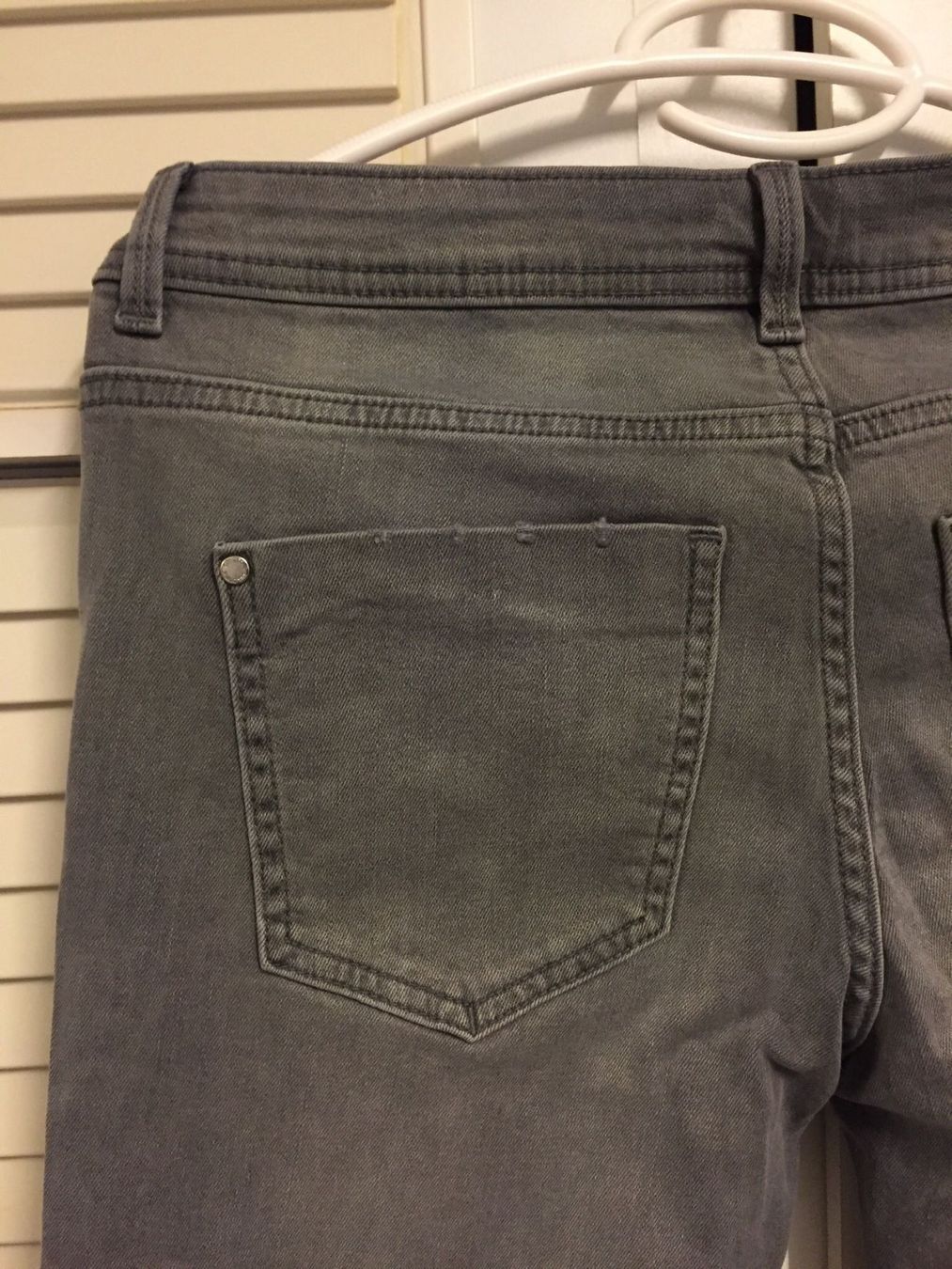 Zara Jeans: Zara Jeans Grösse 36 – Usato da Basel venduto da Robyn20 2