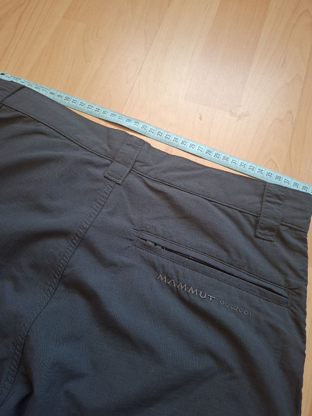 Mammut Pantaloni: 3/4 Mammut Outdoorhose Gr.46 – Usato da Sumiswald venduto da Cicco02 3