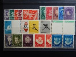 Niederlande ex. Kat. 472-689 **/* 1946/56 Kat. 84 Euro