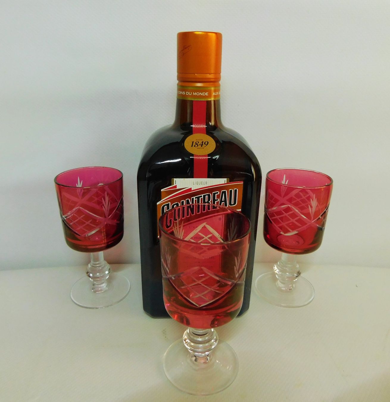 Spirituosen: Cointreau Orangenlikör 1990s – Neu (gemäss Beschreibung) aus Emmenbrücke von Neverlaand-22