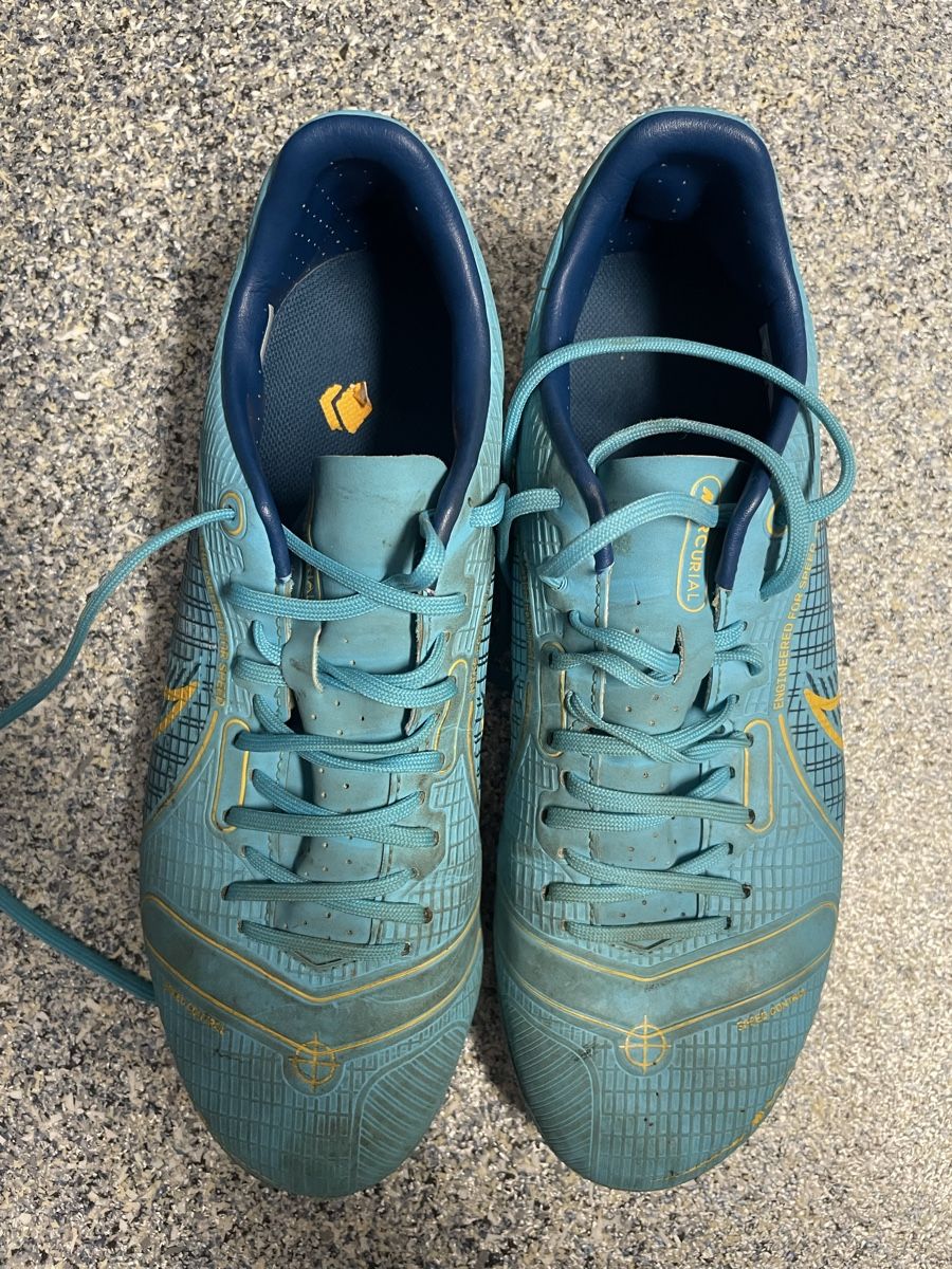 Nike Scarpe da uomo: Nike Fussballschuhe Gr. 40 – Usato da Wahlendorf venduto da CmsFamily 1