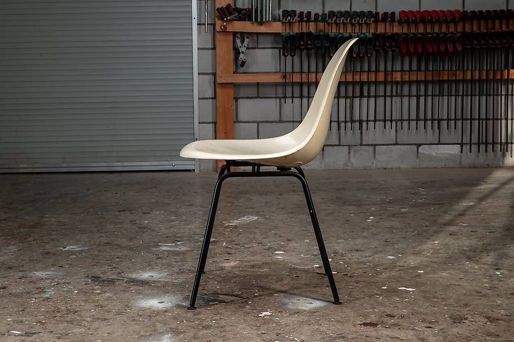Eames Sedie: Eames Schale Fiberglas – Usato da Beringen venduto da 8222Beringen 2