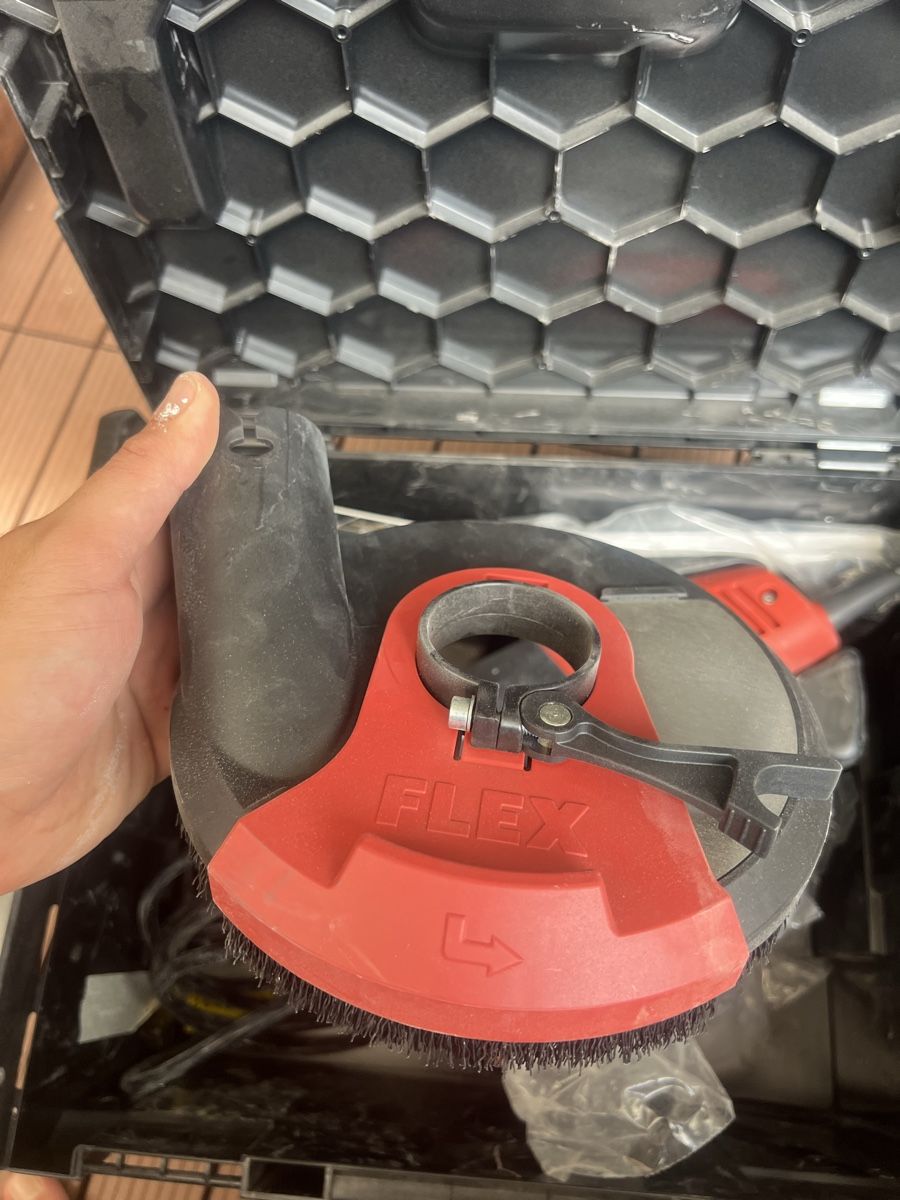 Tutti gli attrezzi: FLEX LDE 16-8 125 R Sanierungsschleifer Set – Usato da Urdorf venduto da mar_5p7g 4
