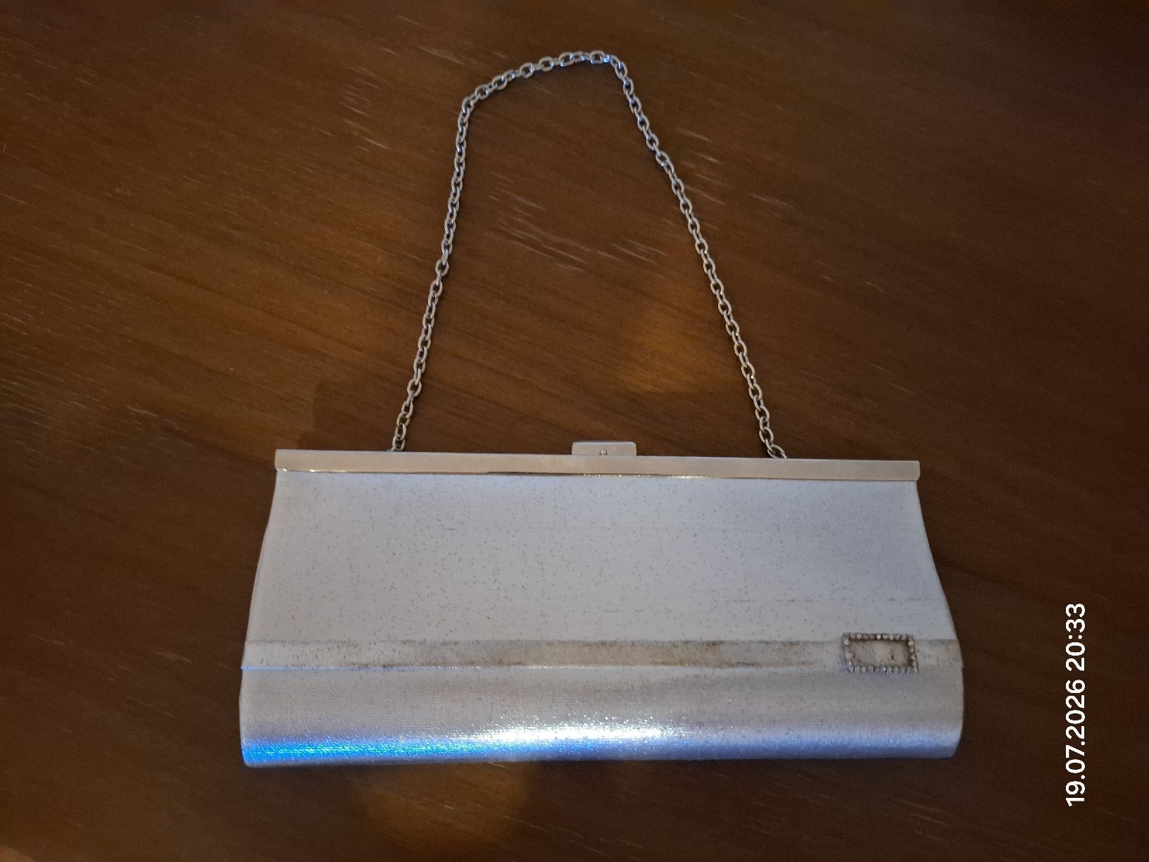 Sacs femmes: Handtasche Silber mit Kettchen – D'occasion à Schwerzenbach par Passihu 1