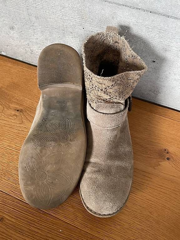 Scarpe da donna: Stiefeletten Gr. 37 – Usato da Flims Dorf venduto da HB450 2