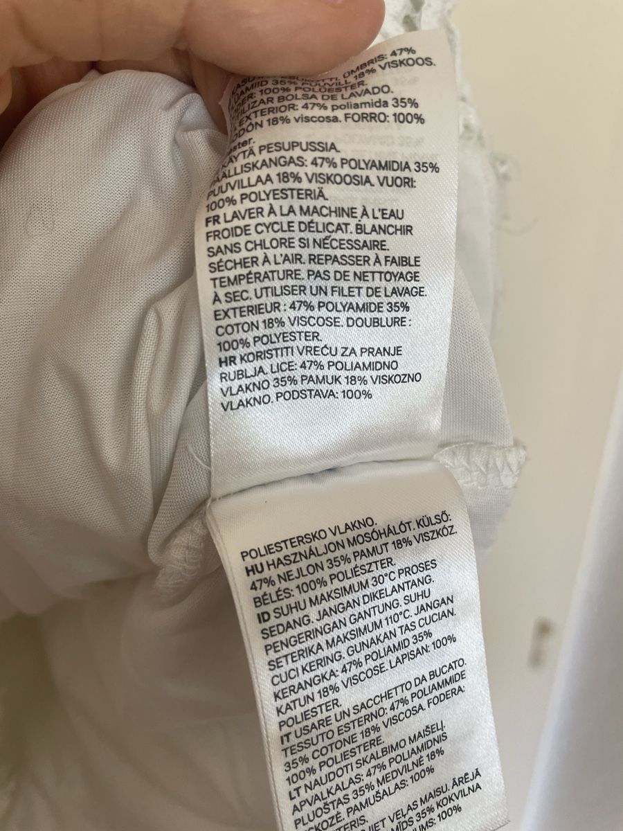 H&M Top: Top blanc en dentelles – Usato da Martigny venduto da Lea_lucci 5