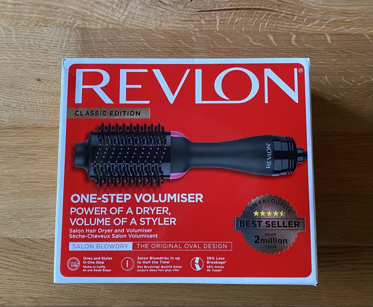 Sonstiges für Haushalt & Wohnen: Revlon Warmluftbürste – Neu (gemäss Beschreibung) aus Herisau von Zurico