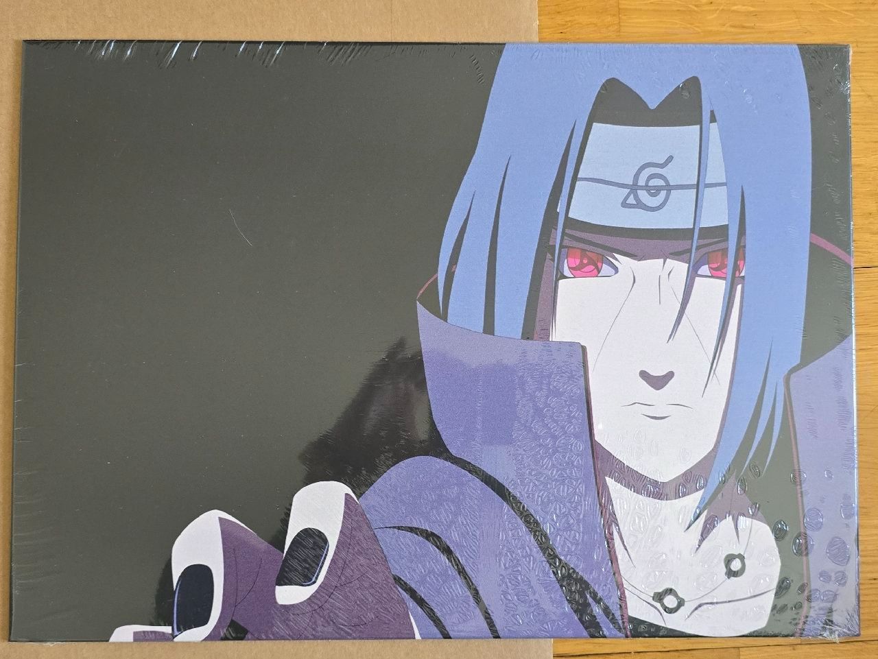Foto & Immagini: Displate Itachi Uchiha – Nuovo e nell'imballaggio originale da Aigle venduto da thom_as_7