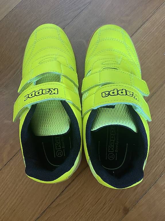 Kappa Schuhe für Jungen: Kappa Hallenschuhe Gr. 31 – Gebraucht aus Muttenz von Bugijeta 1