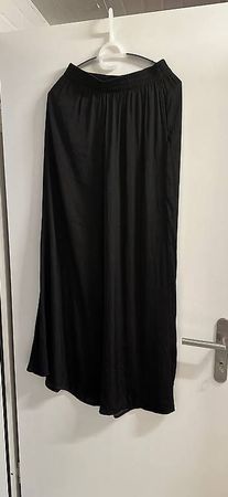 Zara Seidenhose Gr S