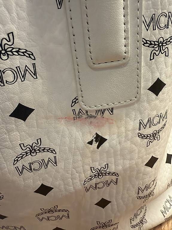 Borse da donna: MCM SHOPPER MIT KOSMETIKTASCHE – Usato da Dottikon venduto da jus_v5br 1