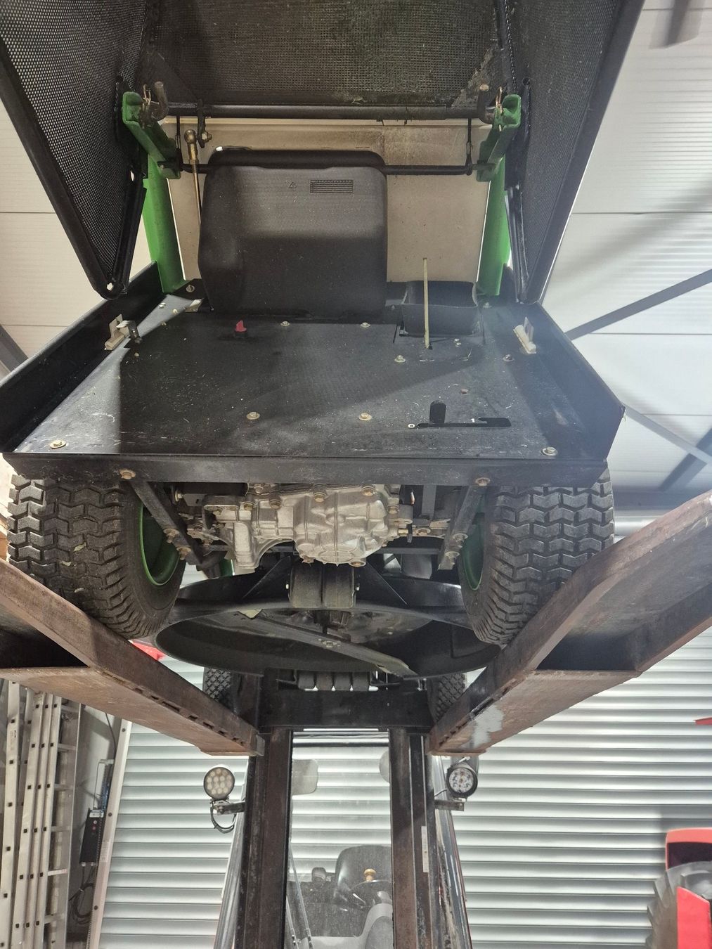 Rasenmäher: Etesia MBHE Aufsitzmäher – Gebraucht aus Ammerswil AG von Delta71 3