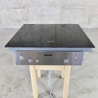 Miele Glaskeramik-Kochfeld KM 6017 & Schaltkasten SE 4402