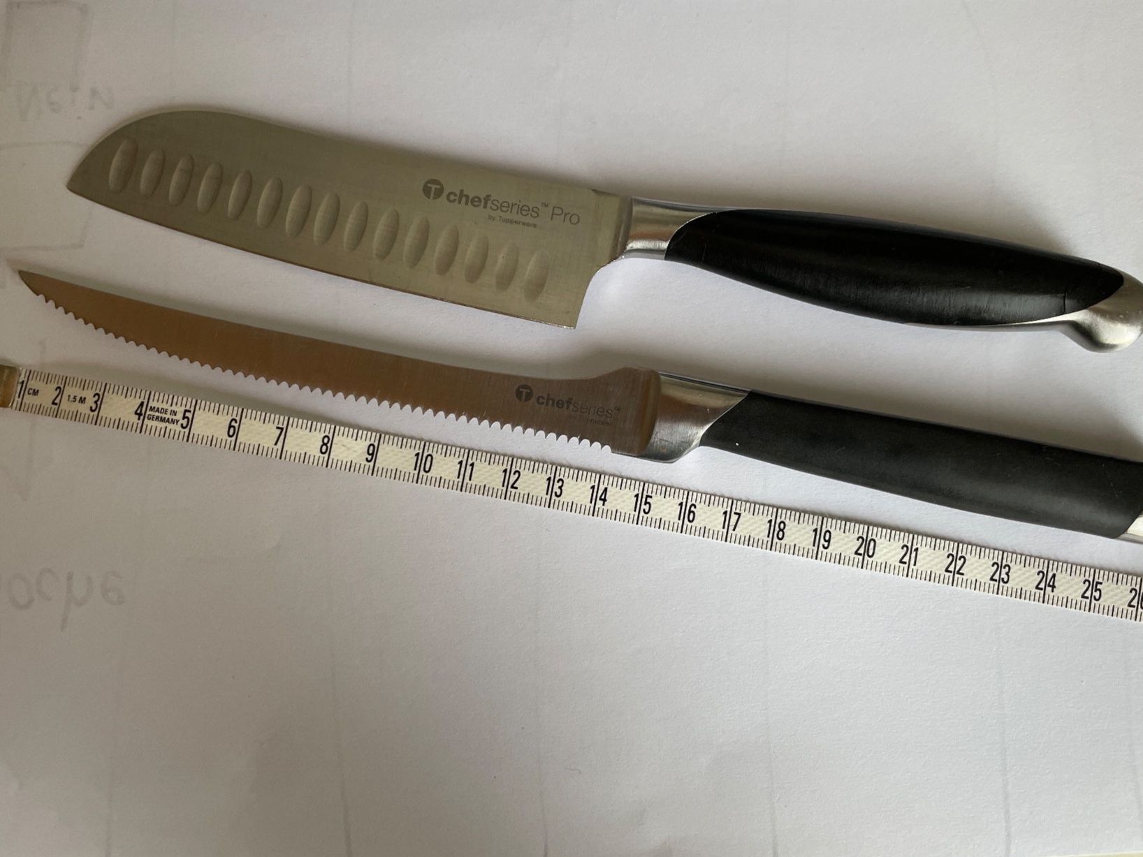 Tupperware Coltelli da cucina: Tomatenmesser, kleines Schneide-Messer, von Tupperware – Usato da Cham venduto da 2eye 3