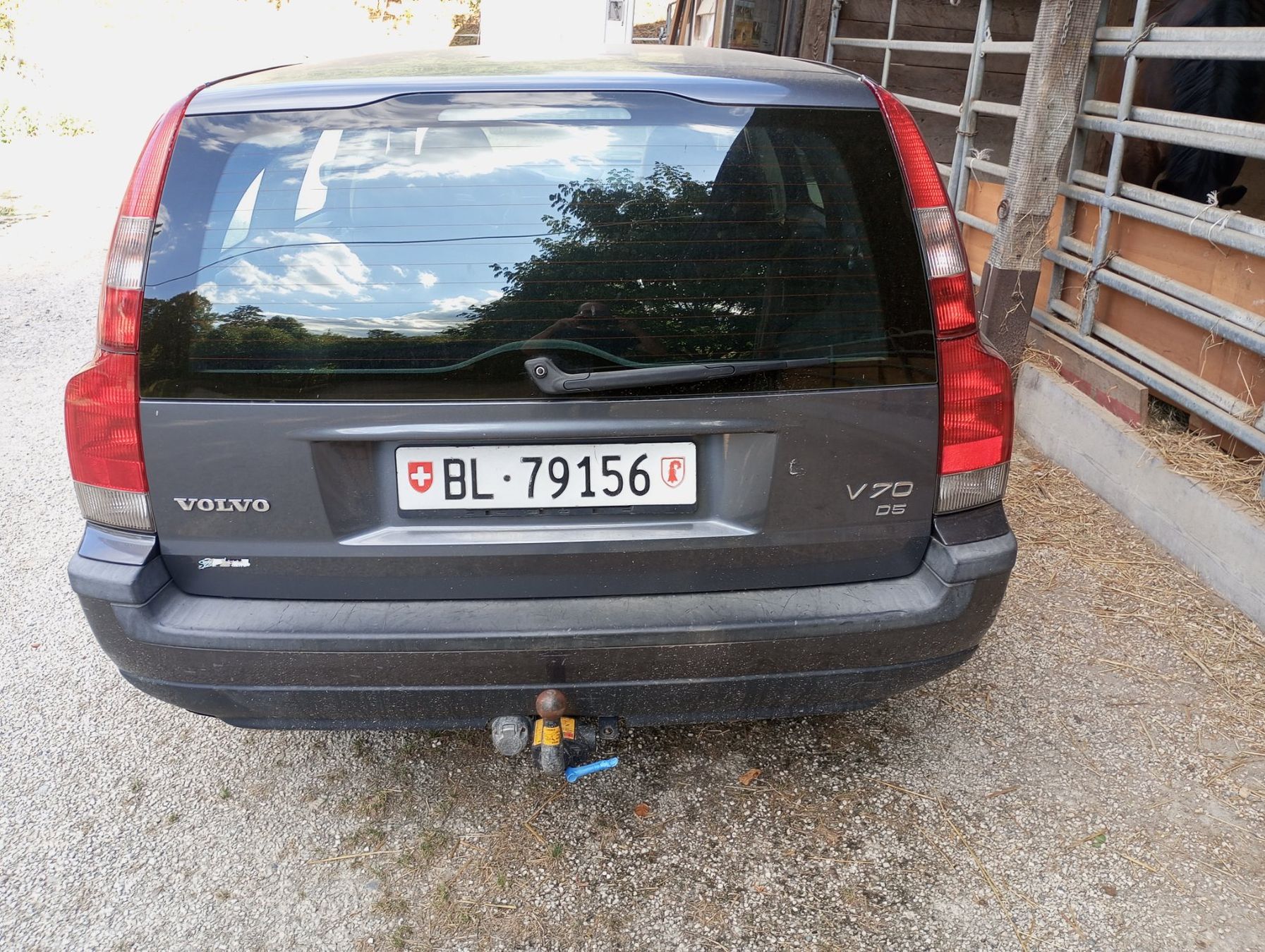 Volvo Automobili: Volvo V70 D5 – Usato da Sissach venduto da Cheky 2