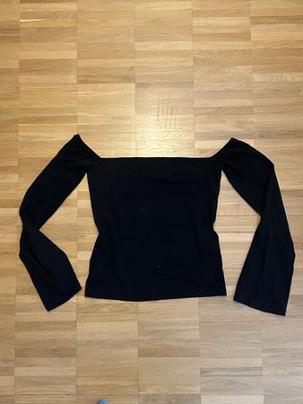 LAMAREL off shoulder Top