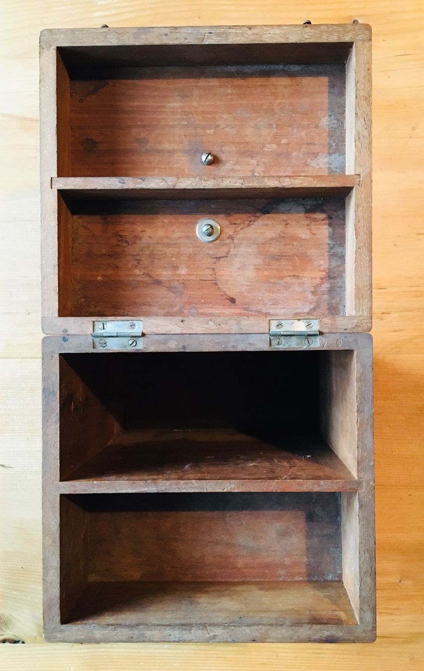 Barattoli: Boite en bois ancienne - format exceptionnel – Usato da Cornaux NE venduto da THX01 2
