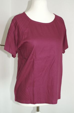 neue und lässige Bluse von Deerberg, Gr. 36, in beere