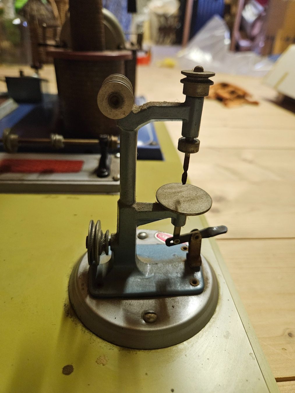 Wilesco Kit di modellismo & Modellini statici: Dampfmaschine Wilesco – Usato da Münchwilen AG venduto da pel_y9jx 2