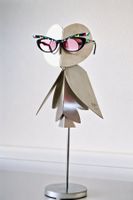 Celestino PIATTI - Eule aus Chromstahl mit Sonnenbrille
