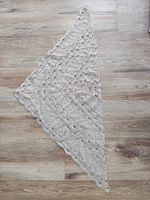 Selbstgemachtes Dreieckstuch, beige Neu