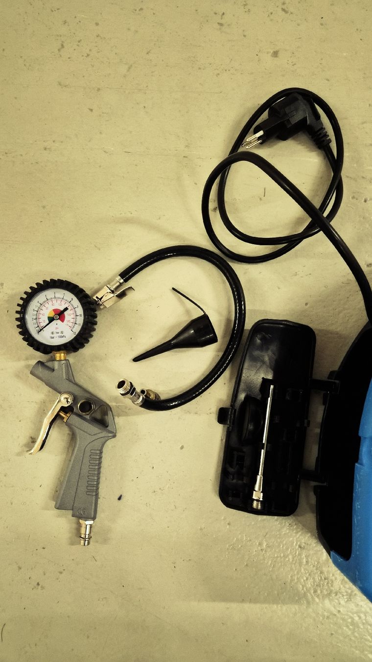 Compressori: Güde Kompressor 180/08 - Kompakt und Leistungsstark – Usato da Wallisellen venduto da pa_ca_cc 1