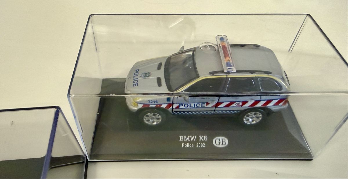Modellini d'auto: 1:43 Police – Nuovo (secondo la descrizione) da Uster venduto da Buchel 4