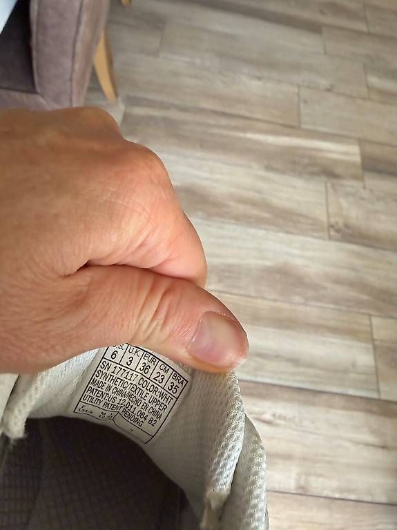 Skechers Scarpe da donna: Sneakers Slip-Ins: Uno, weiss, Gr. 36 – Usato da Schöfflisdorf venduto da Babyjane 3