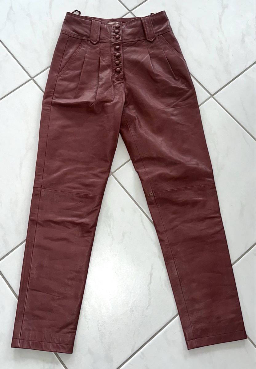 Sezane Hosen: SÉZANE HOSE GR. 34 LEDER neuwertig – Neu (gemäss Beschreibung) aus Unteraegeri von MH203 2