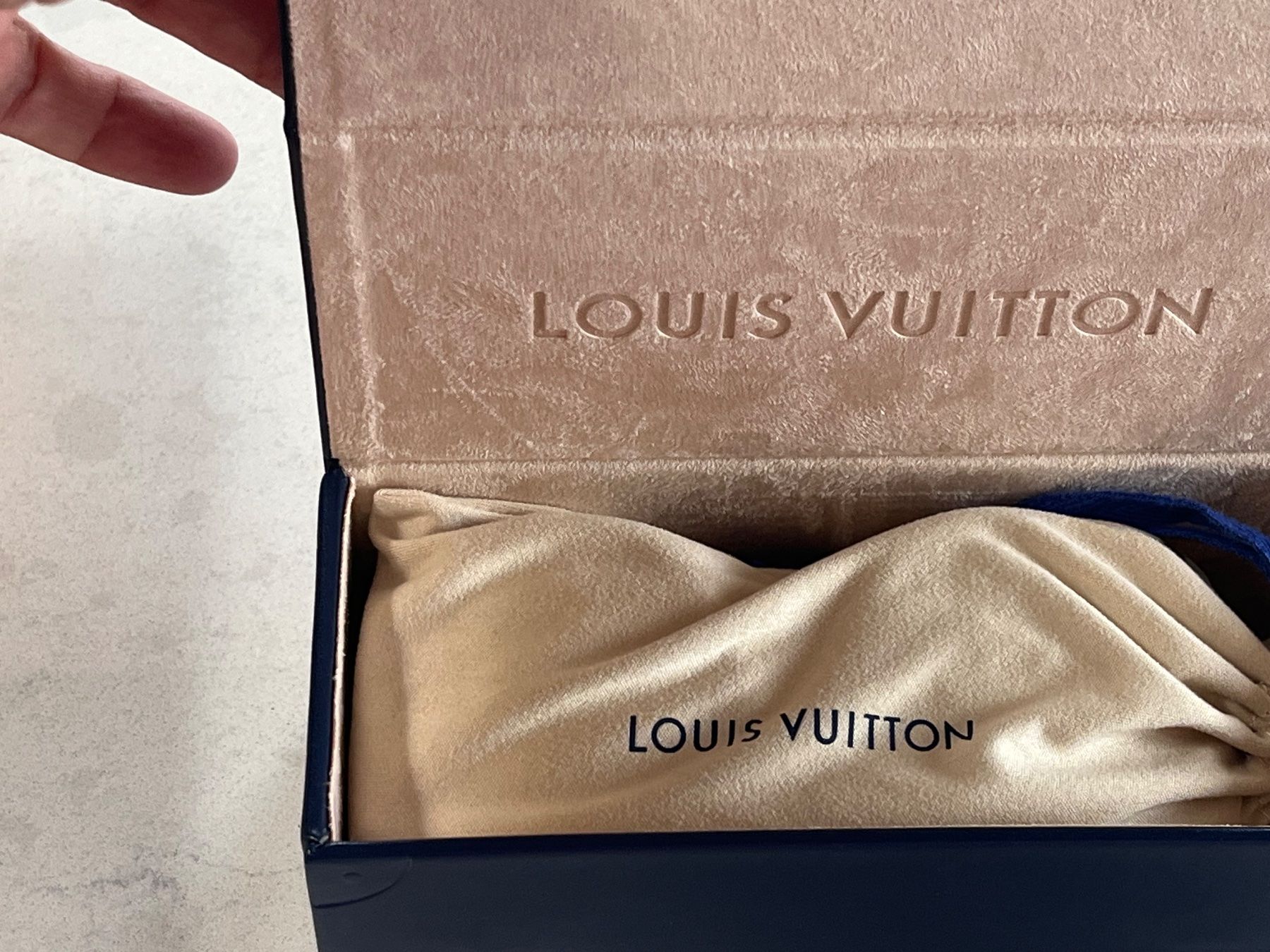 Louis Vuitton Occhiali & Lenti: LOUIS VUITTON SONNENBRILLE – Usato da Bern venduto da mynoa 5