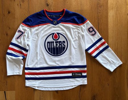 Neues Edmonton Oilers Fanatics Connor McDavid Trikot Gr. L