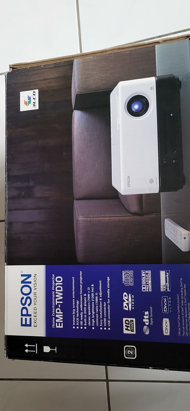 Epson Videoprojektoren: Epson Beamer EMP TWD10 – Gebraucht aus Ebikon von Annak0 1