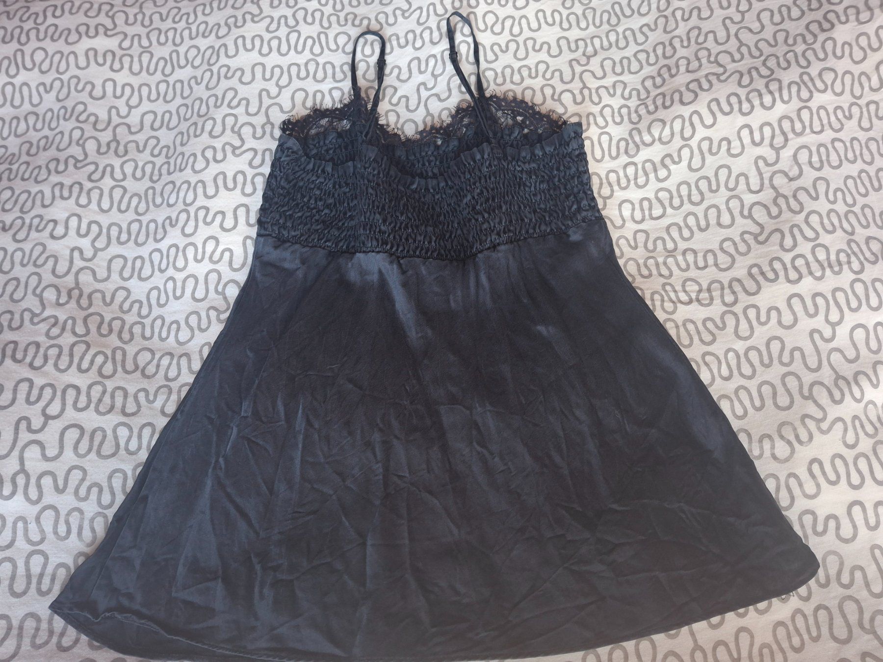 Top: Haut fluide noir taille XS – Usato da Villiers venduto da san_jn5w 4