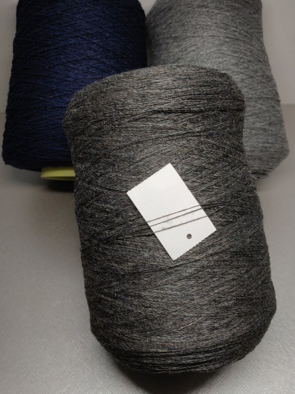 Lana: Zegna Baruffa Kaschmir 30% Merino 70% Baba 490g 3fäd. d.grau – Nuovo (secondo la descrizione) da Lufingen venduto da Rosenquarz7