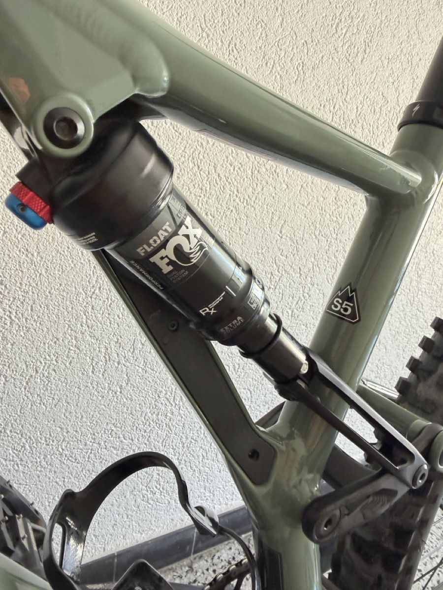 Specialized Velos: Specialized Comp Alloy  Neuwertig S5 TOP MTB – Gebraucht aus Stansstad von 91PD 9