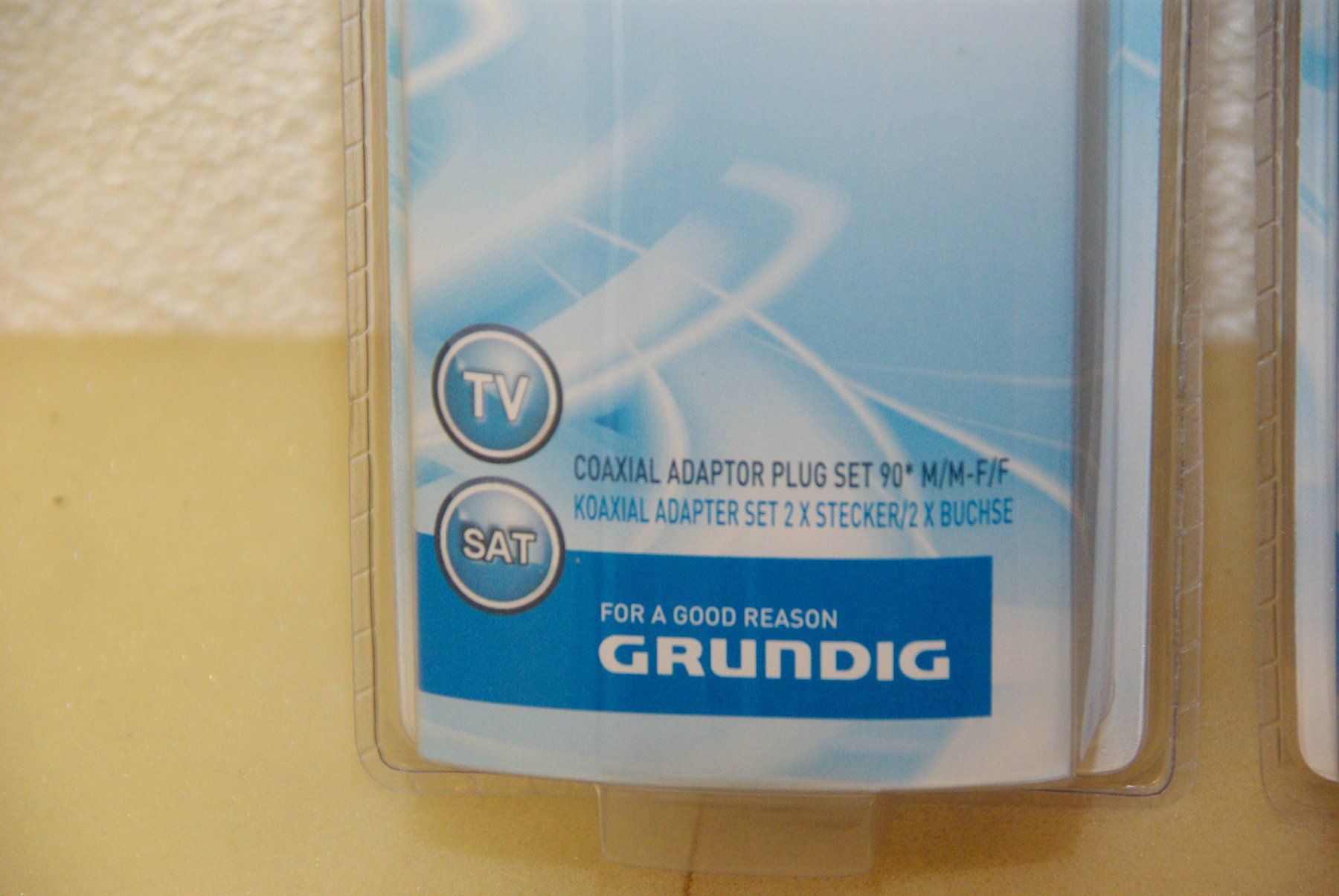 Grundig Unità & Adattatore: 2 pkt. Koaxial Adapter / Buchse - Stecker – Nuovo e nell'imballaggio originale da Herisau venduto da Cevianer1844 1