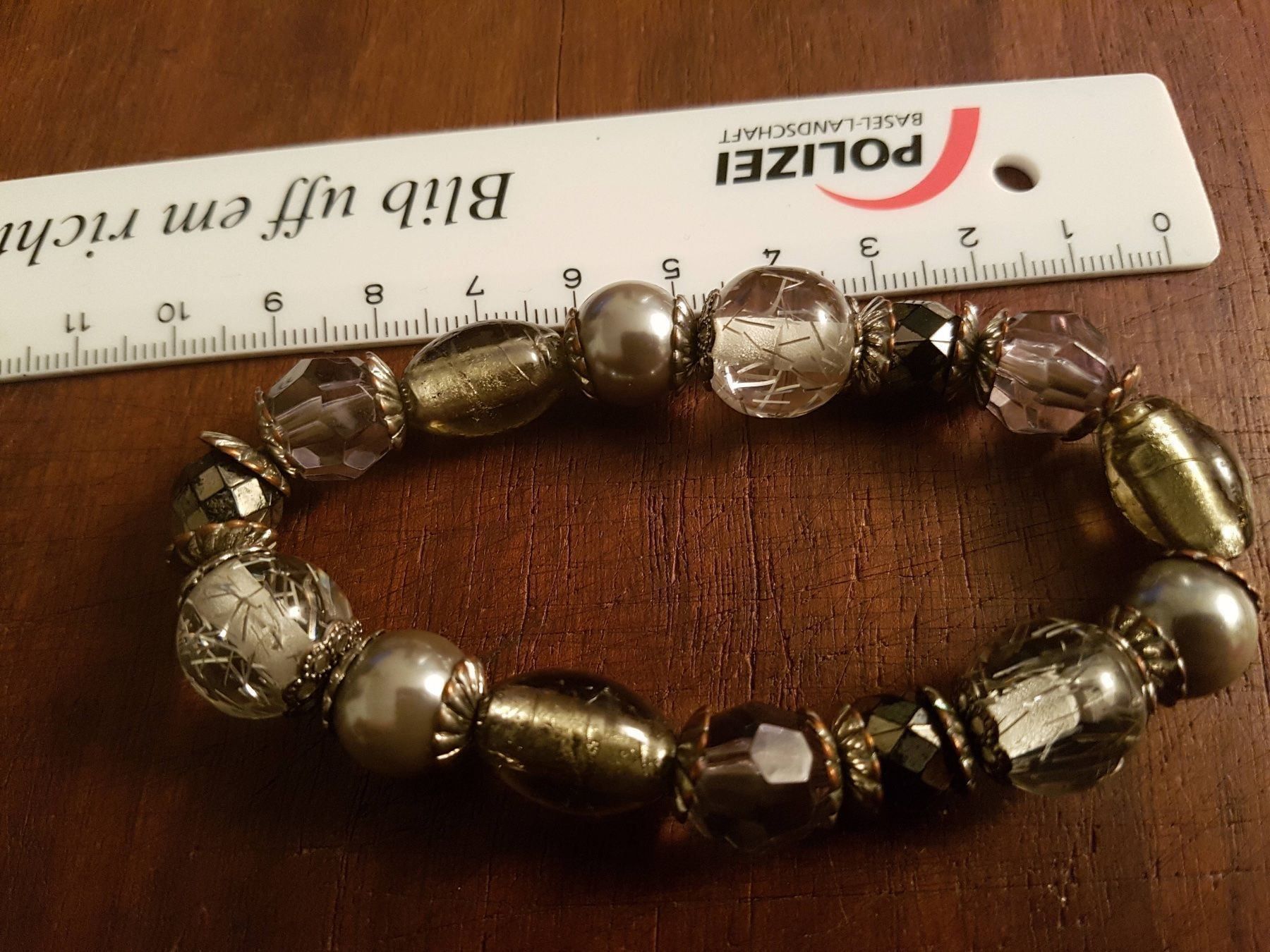 Bracciali & Braccialetti: Armband m.versch.Beads silb./kupfer/schw – Usato da Ettingen venduto da Maranathatalitha 6