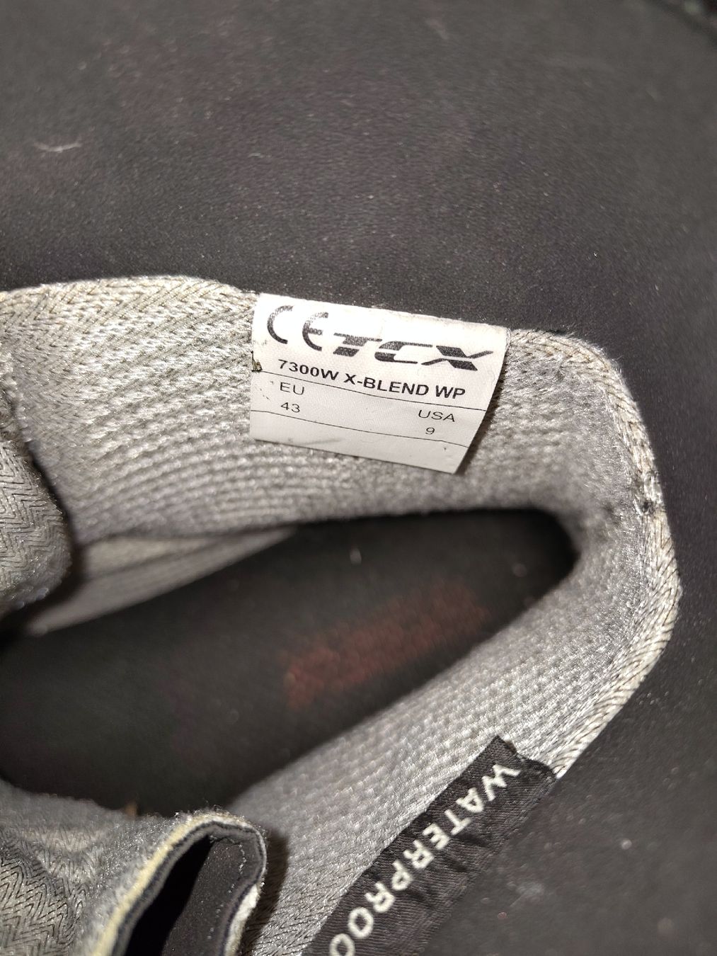 TCX Scarpe da uomo: Bottes moto noires TCX, cuir, 43 – Usato da St-Imier venduto da Isatys89 1