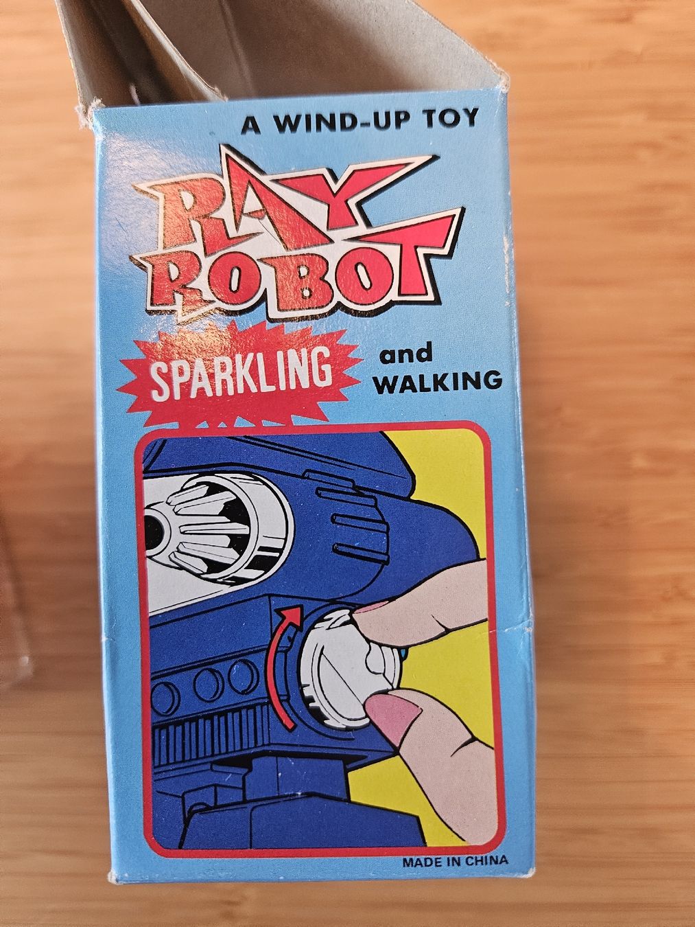 Jouets: Ray Robot Aufziehroboter 1970er – Neuf avec emballage d'origine à Sarnen par rockola02 1