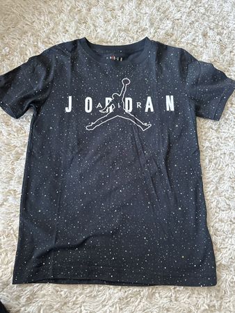 Jordan Shirt 132/147 M 10-12 YRS