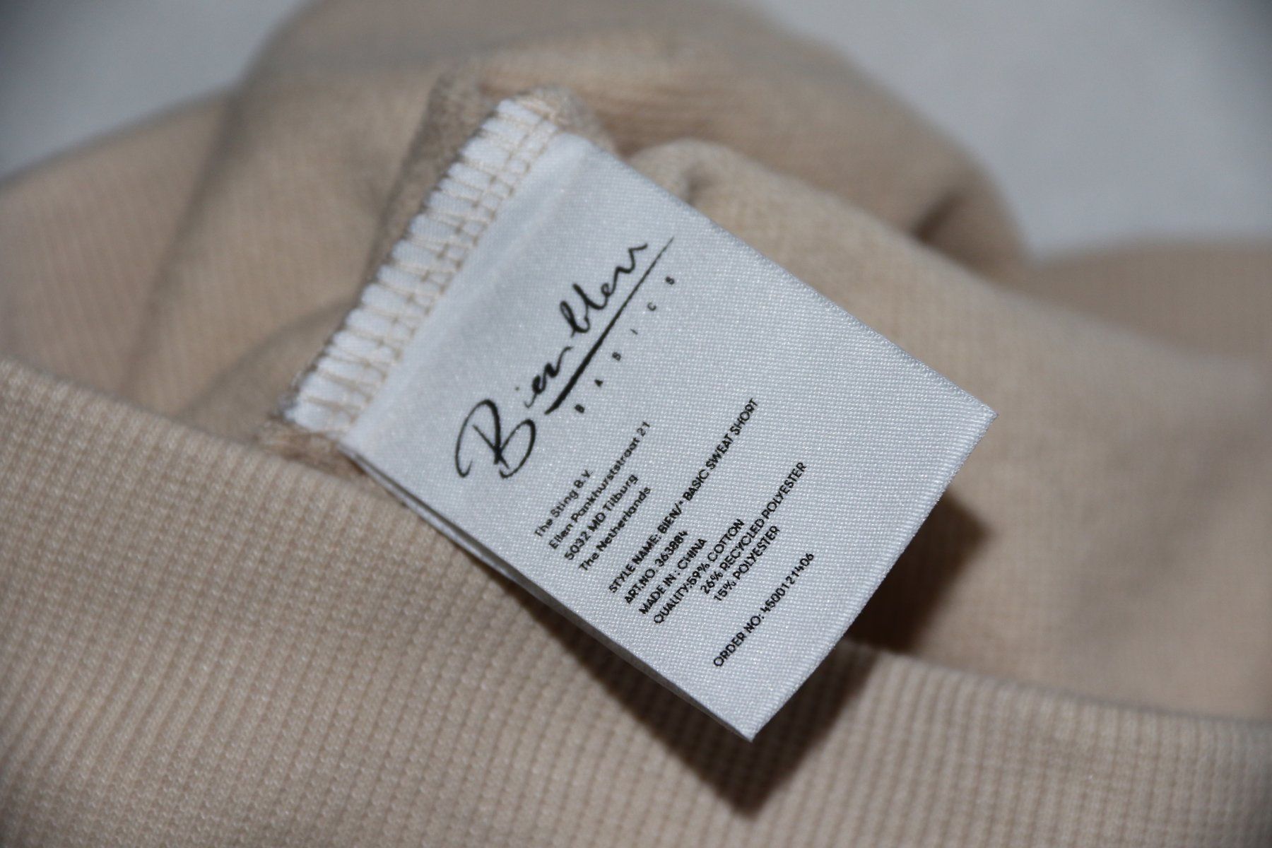 Pantaloni: Neue coole Shorts Gr.M – Nuovo (secondo la descrizione) da Oberwil-Lieli venduto da Svetlana28 6