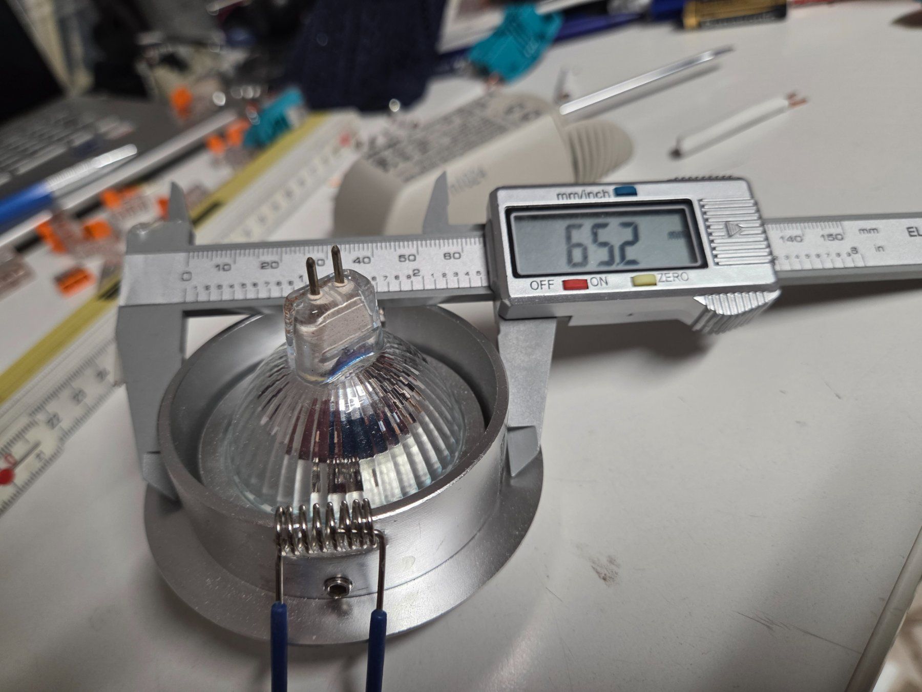 Lampadari & plafoniere: Halogen Regent Einbaustrahler Einbauleuchte Spot Schwenkbar – Usato da Zürich venduto da Alibaba1234 4