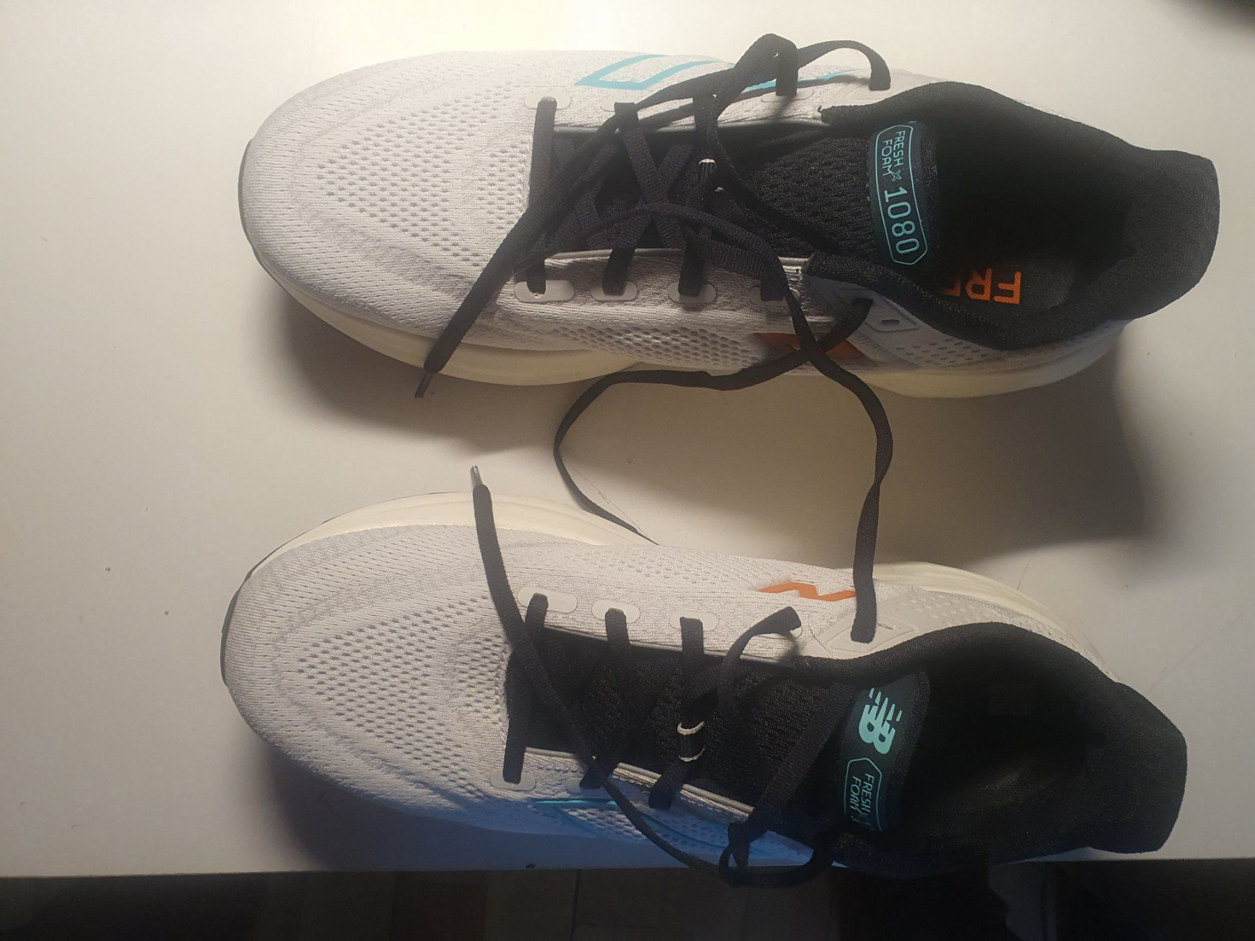 New Balance Herrenschuhe: Chaussures New Balance NEUVES – Neu (gemäss Beschreibung) aus Mex VD von Janmichel
