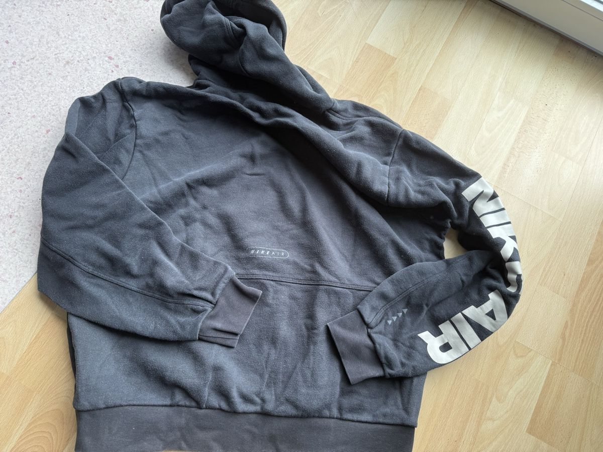 Maglioni & Felpe: Hoddie von Nike Grösse L – Usato da Hölstein venduto da forbaby 1