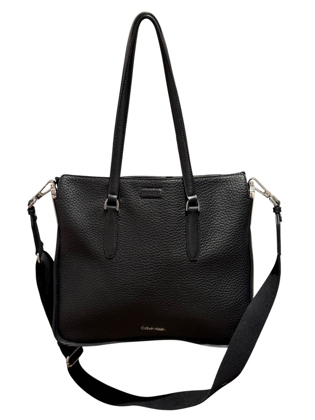 Calvin Klein Taschen für Damen: CALVIN KLEIN TASCHE SCHWARZ UMHÄNGETASCHE – Gebraucht aus LUZERN von modeundlifestyle