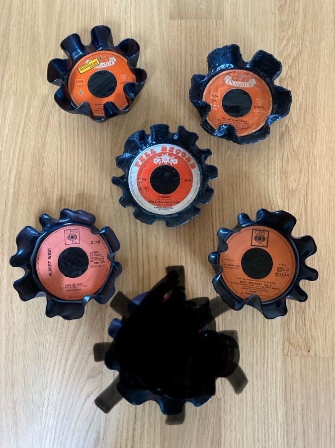 Ciotole: Schale aus Vinyl – Usato da Burgdorf venduto da Jointler