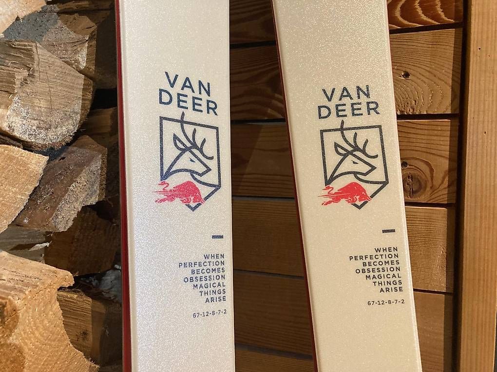 Skis: Van Deer H-Power – Gebraucht aus Trin von Schiesshorn 1