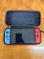 Nintendo Switch Konsole Set mit Zubehör fast neu